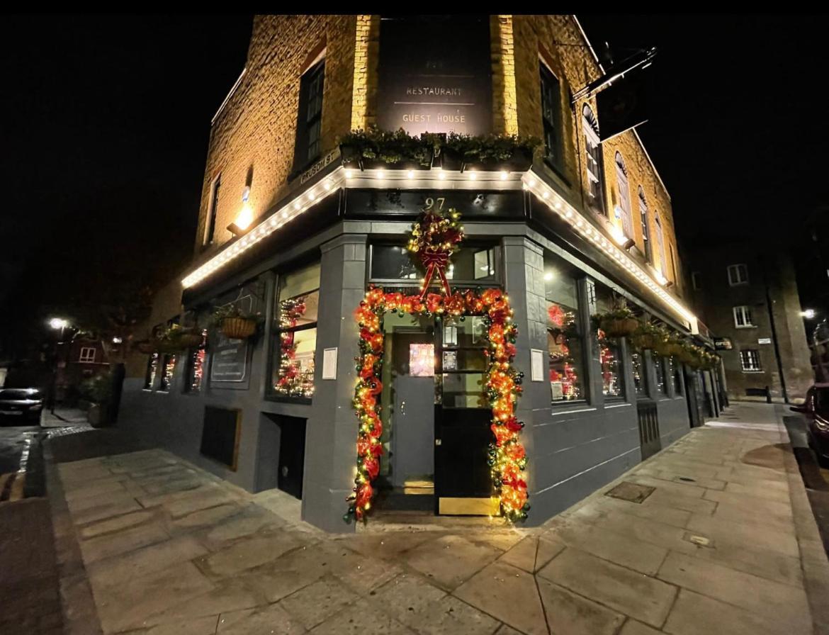 Dockers Inn ลอนดอน ภายนอก รูปภาพ